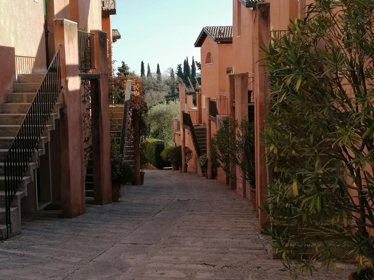 Appartamento In Villa Sul Garda Castion Veronese Exterior foto